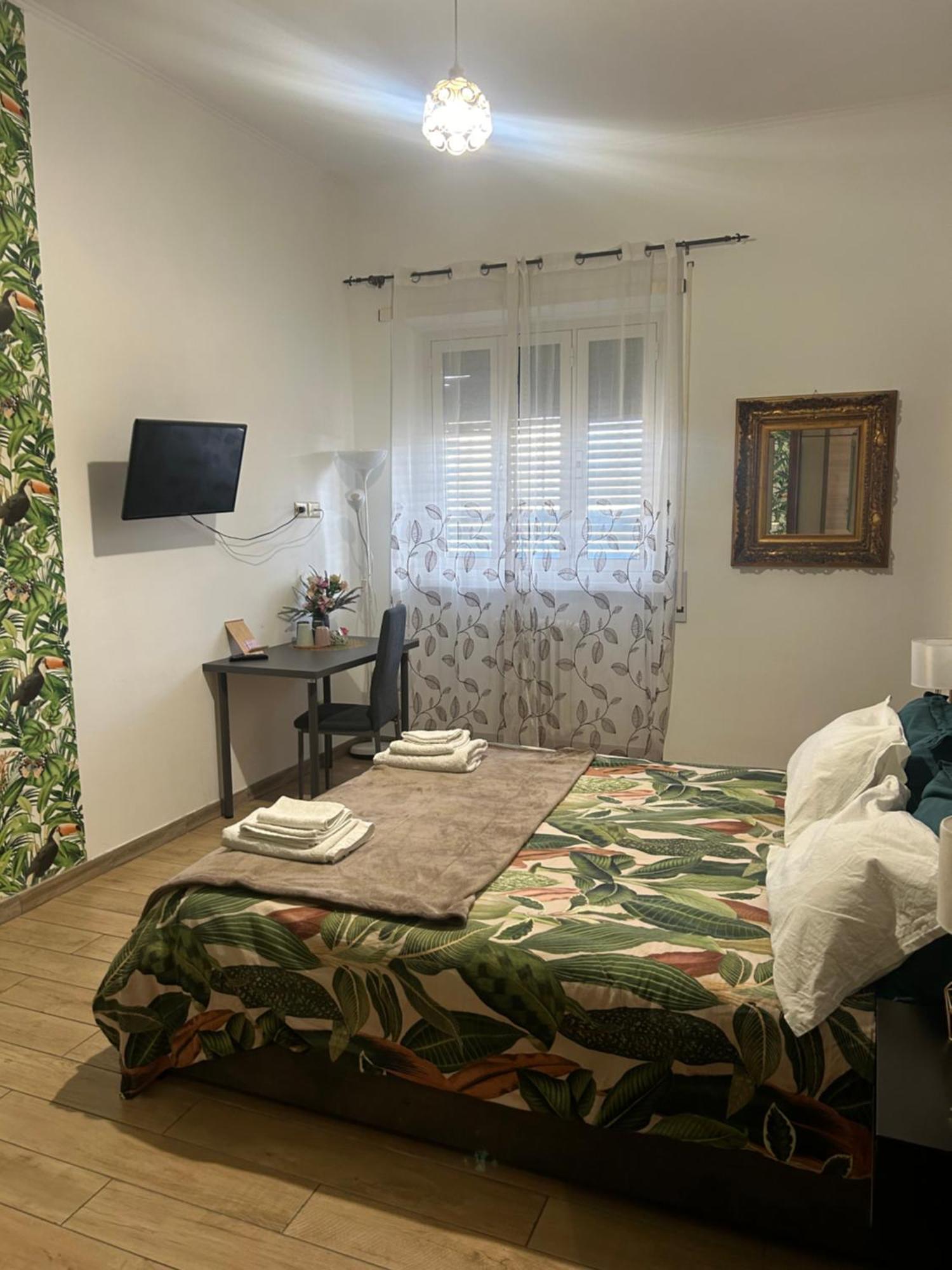 Stanza Matrimoniale Bagno Privato Frühstückspension Rom